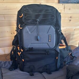 27L XL Black and Gray Camera Backpack